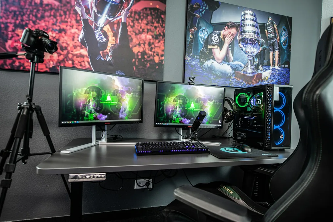 A live commerce studio setup with screens and cameras